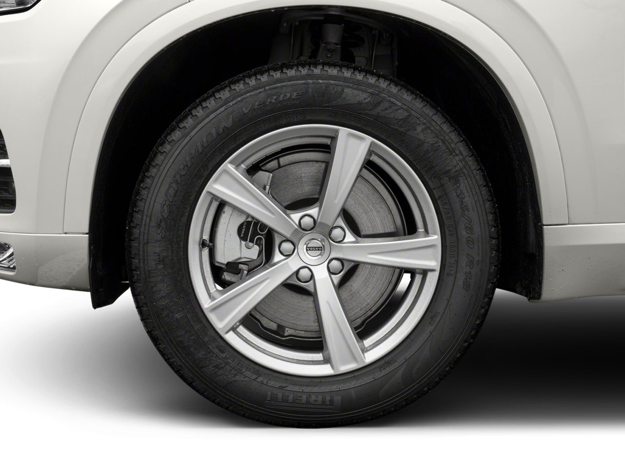 2018 Volvo XC90 T6 Momentum