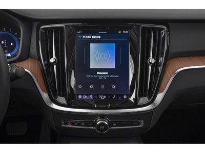 2024 Volvo S60 B5 Plus Dark Theme