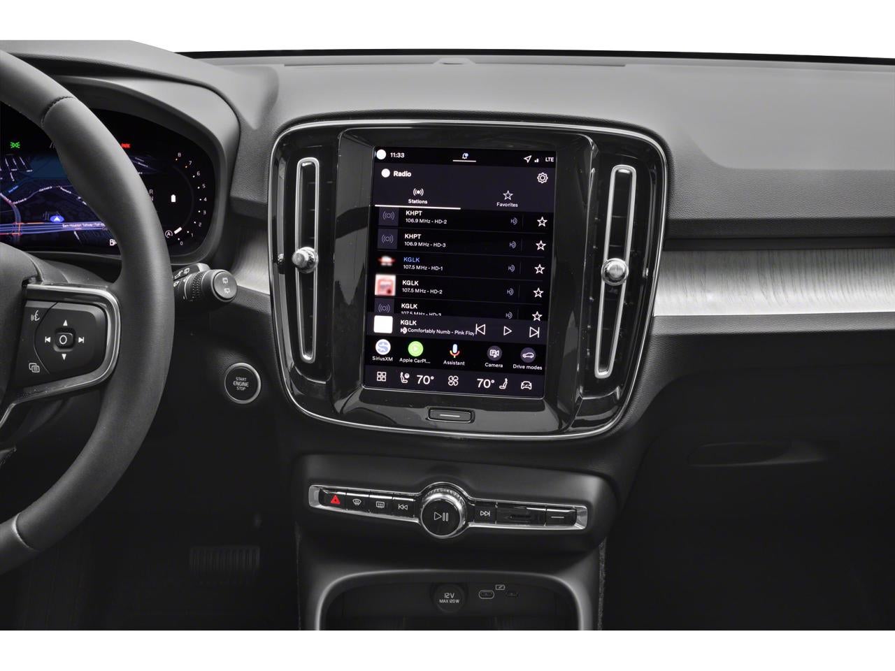 2026 Volvo XC40 B5 Plus