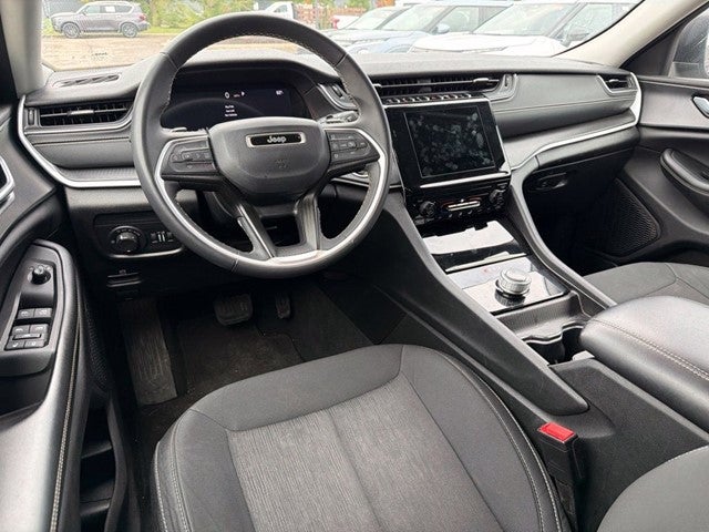 2024 Jeep Grand Cherokee Laredo