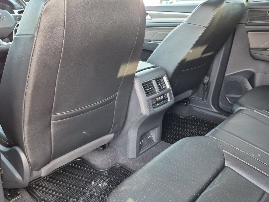 2023 Volkswagen Atlas SEL