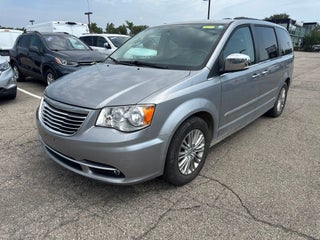 2015 Chrysler Town &amp; Country Touring-L