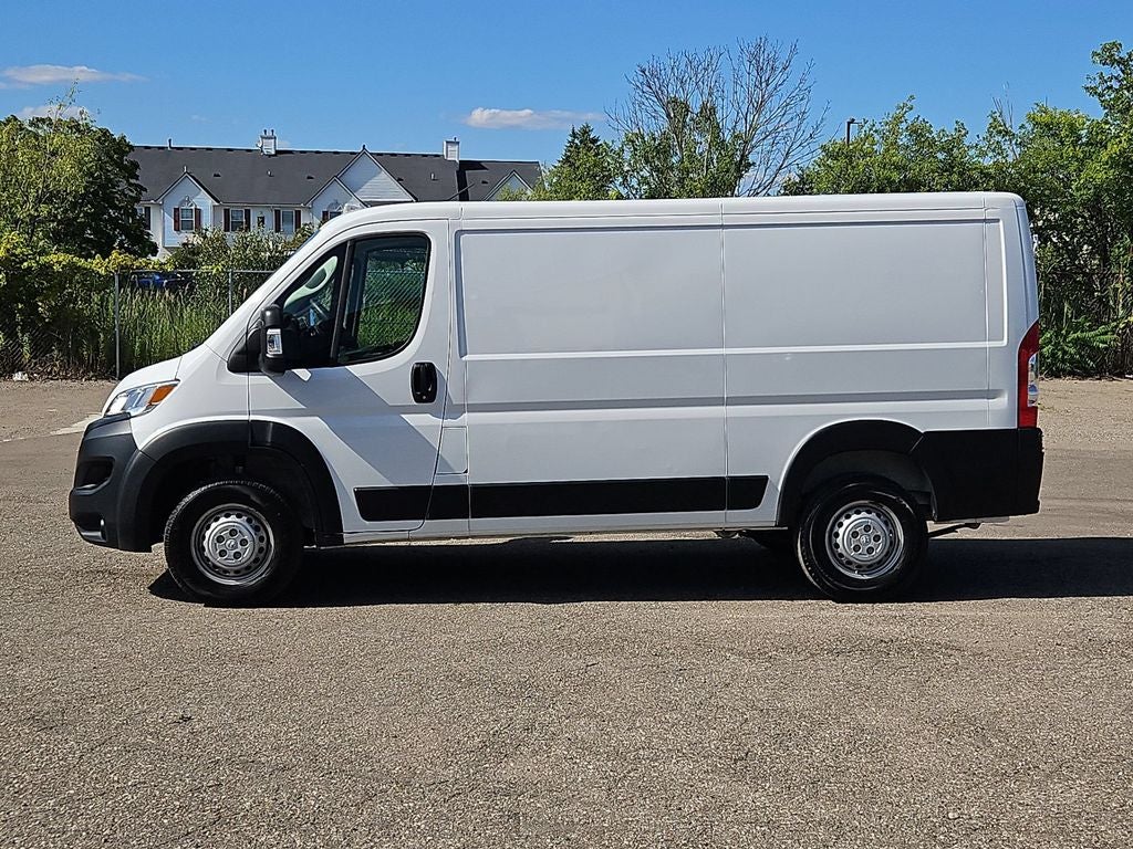 2025 RAM ProMaster 2500 Base 136 WB