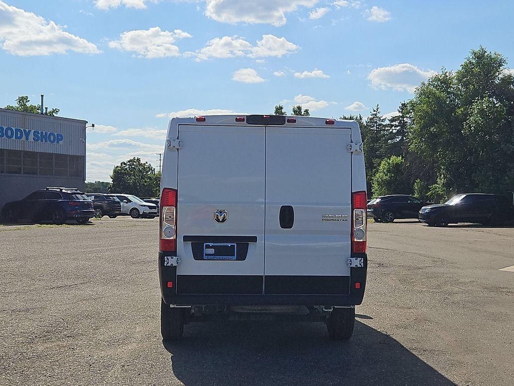 2025 RAM ProMaster 2500 Base 136 WB