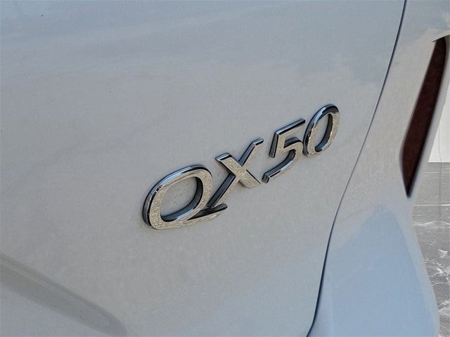 2022 INFINITI QX50 LUXE