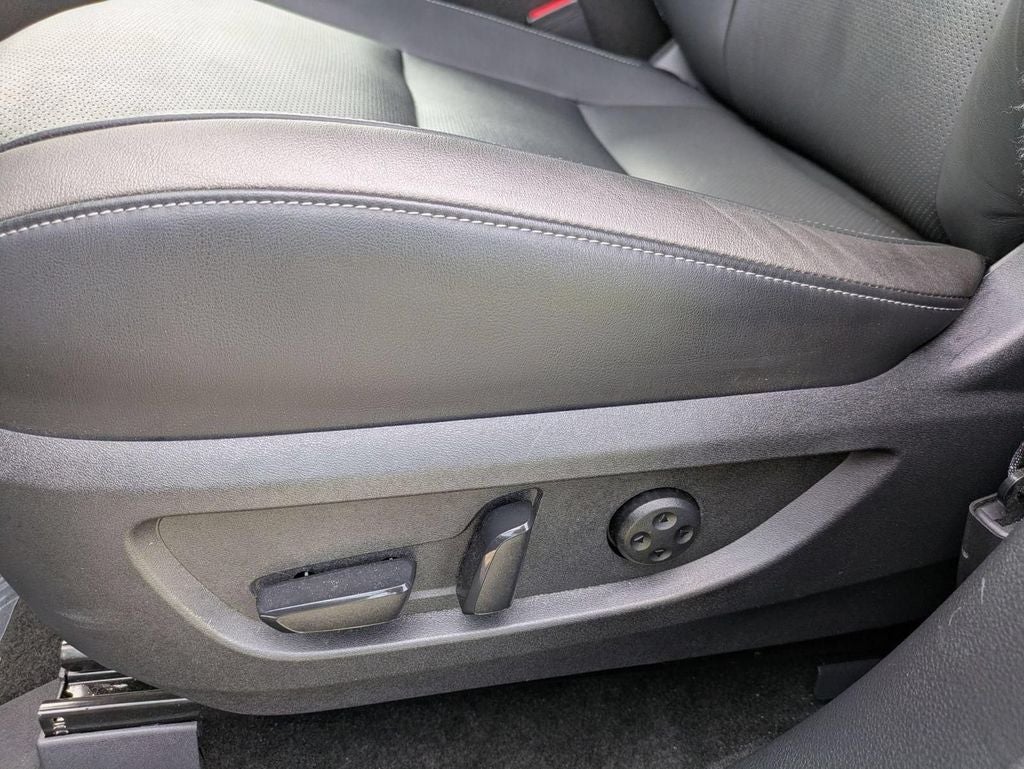 2024 INFINITI QX50 LUXE