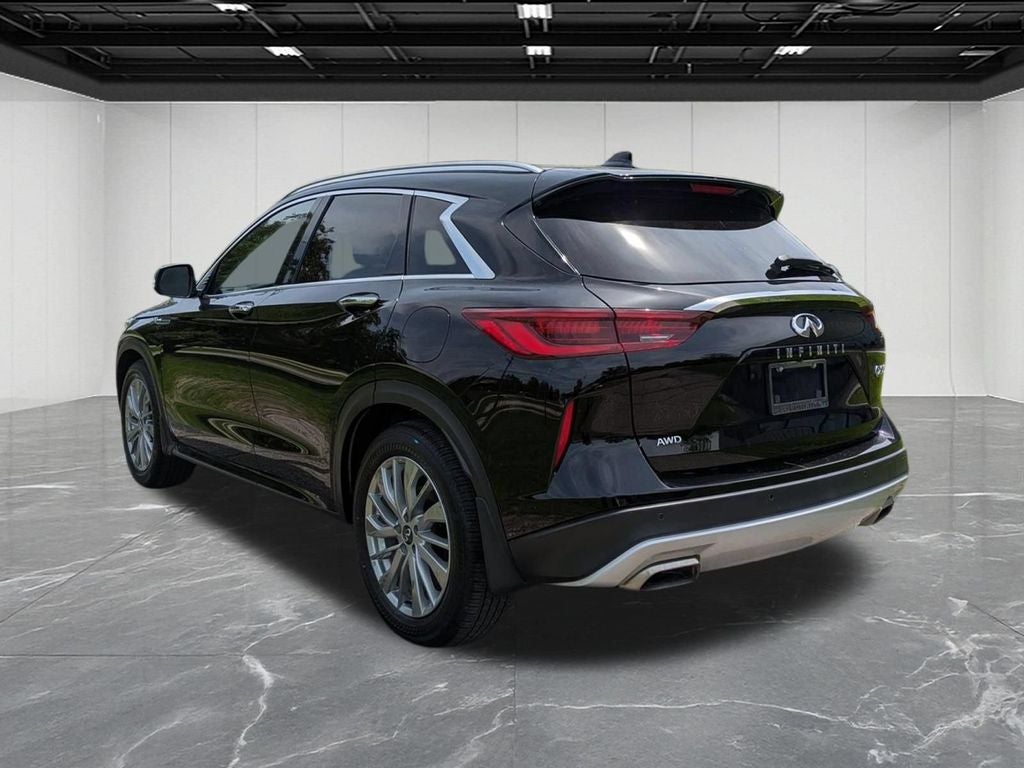 2024 INFINITI QX50 LUXE