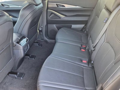 2027 INFINITI QX65 LUXE