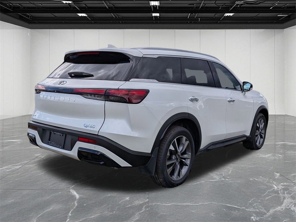 2025 INFINITI QX60 LUXE