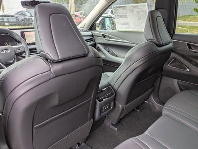 2026 INFINITI QX60 LUXE