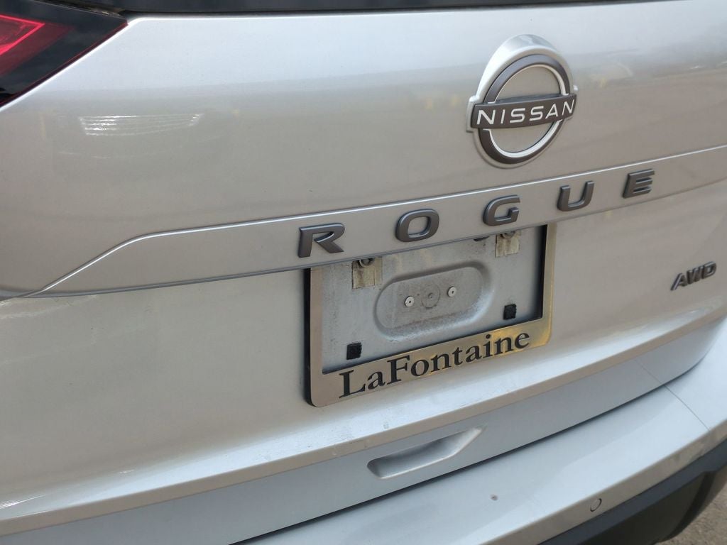 2025 Nissan Rogue SV