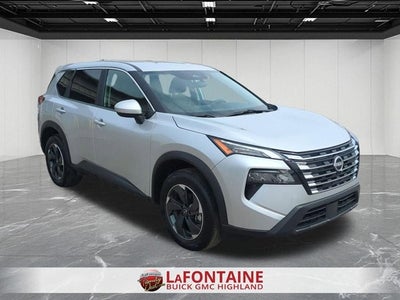 2025 Nissan Rogue SV