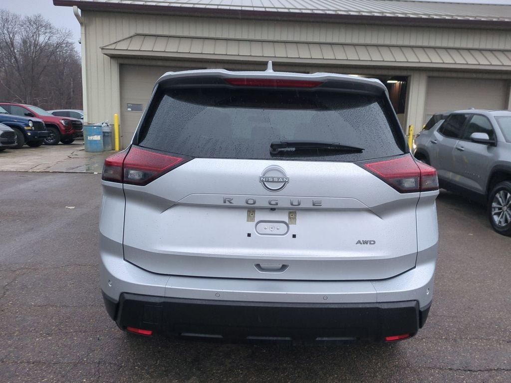 2025 Nissan Rogue SV