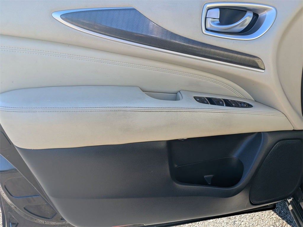 2017 INFINITI QX60 Base