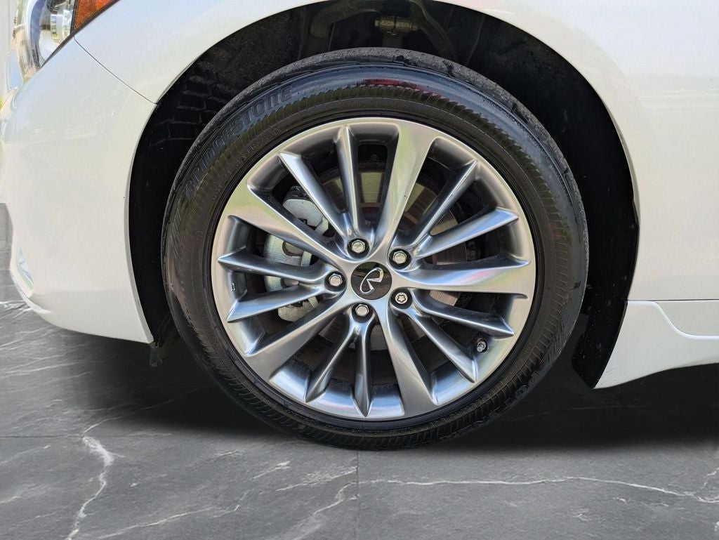 2022 INFINITI Q50 LUXE