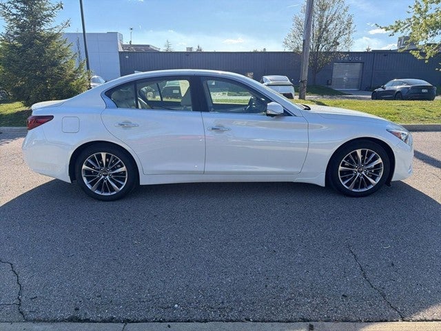 2022 INFINITI Q50 LUXE