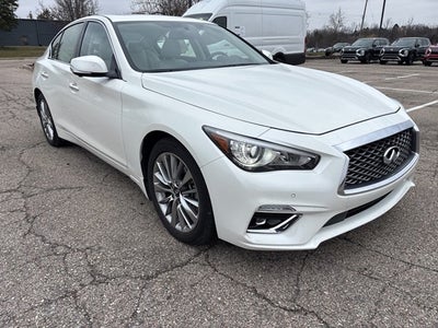 2023 INFINITI Q50 LUXE
