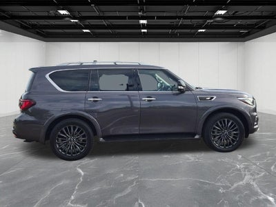 2022 INFINITI QX80 Premium Select