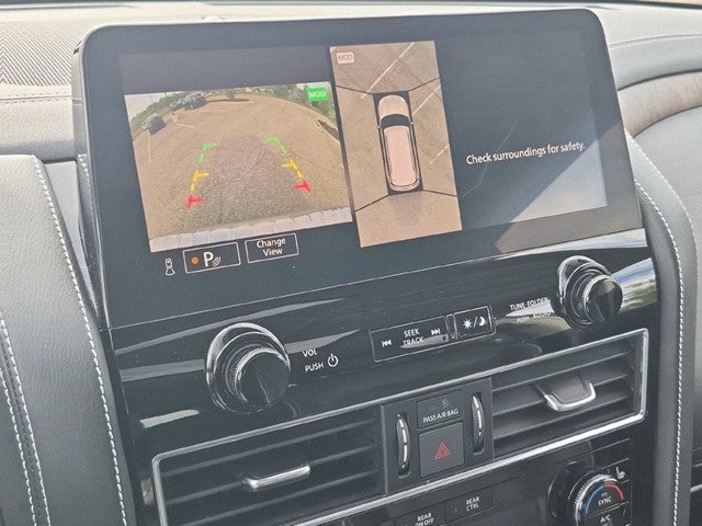 2022 INFINITI QX80 Premium Select