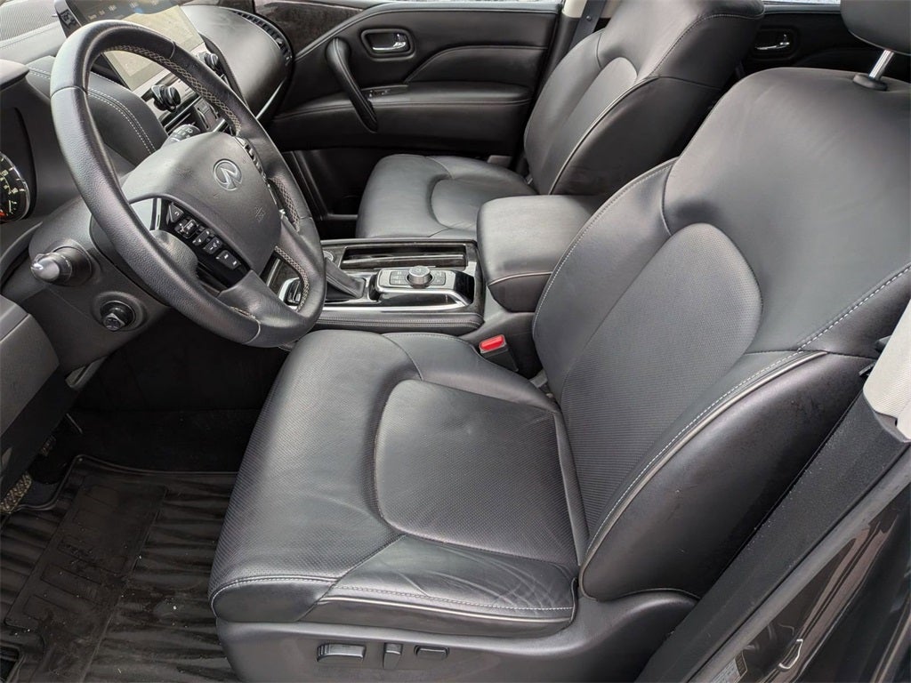 2022 INFINITI QX80 LUXE