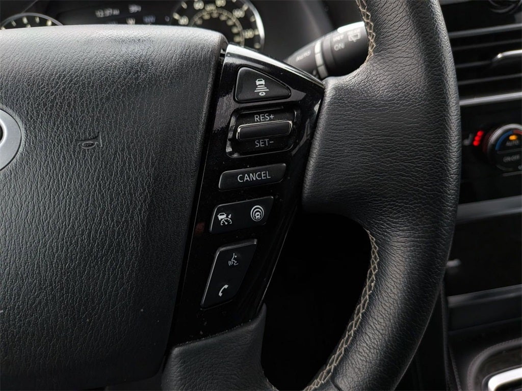 2022 INFINITI QX80 LUXE