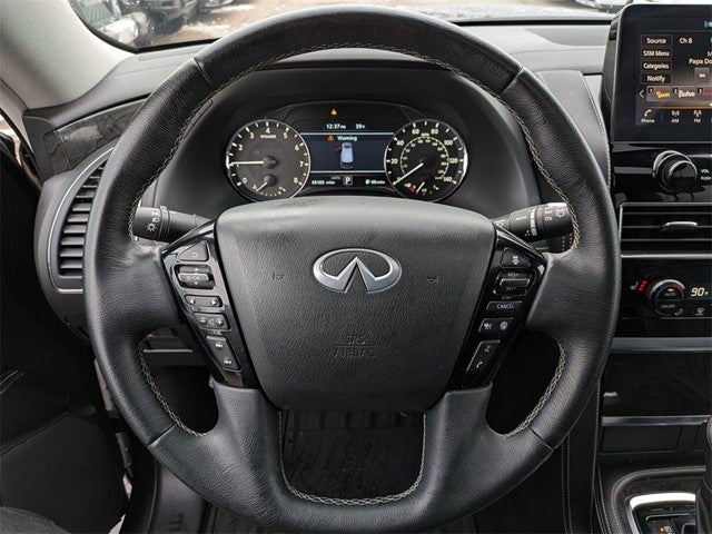 2022 INFINITI QX80 LUXE