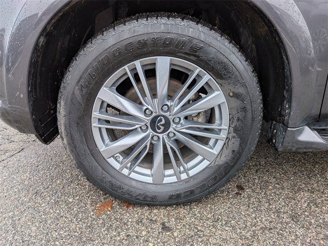 2022 INFINITI QX80 LUXE