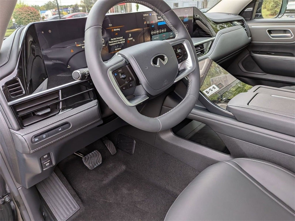 2026 INFINITI QX80 PURE