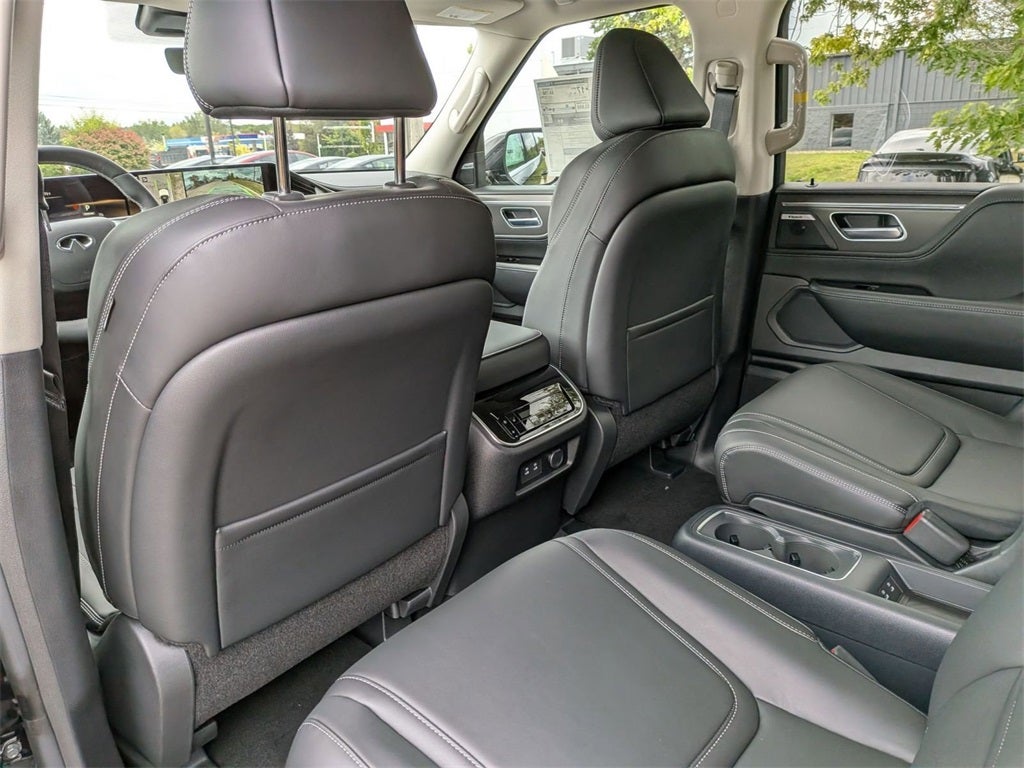 2026 INFINITI QX80 PURE