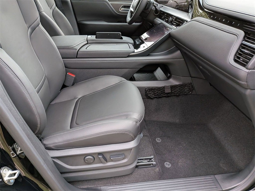 2026 INFINITI QX80 PURE