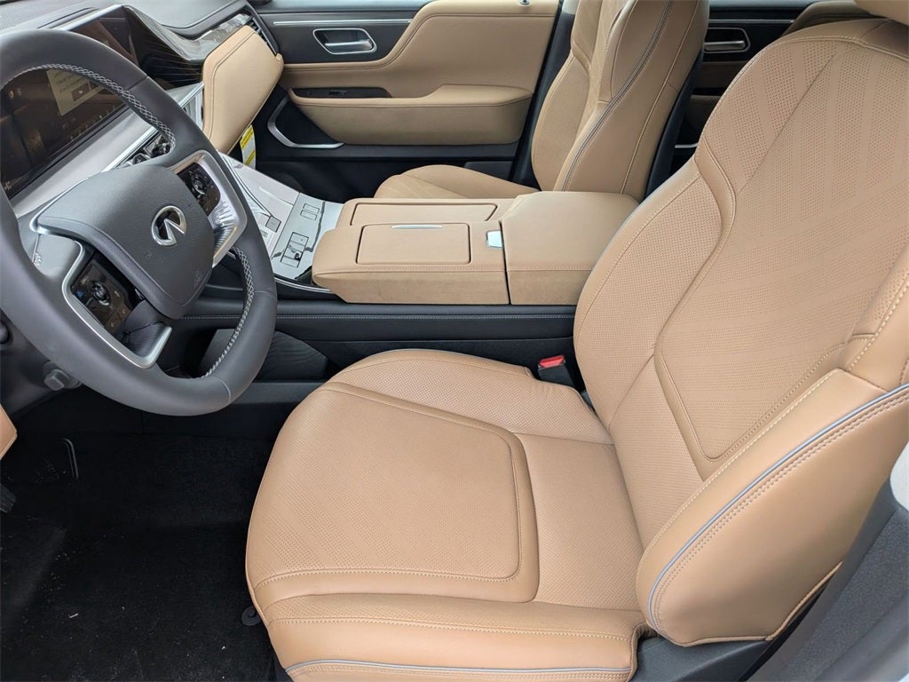 2026 INFINITI QX80 LUXE