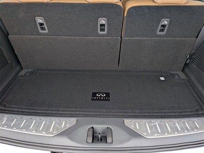 2026 INFINITI QX80 LUXE