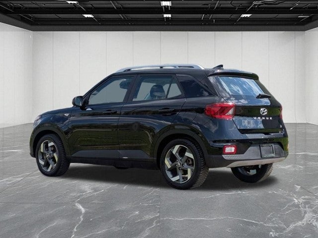 2022 Hyundai Venue SEL