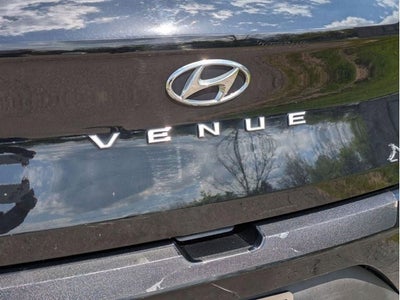 2022 Hyundai Venue SEL