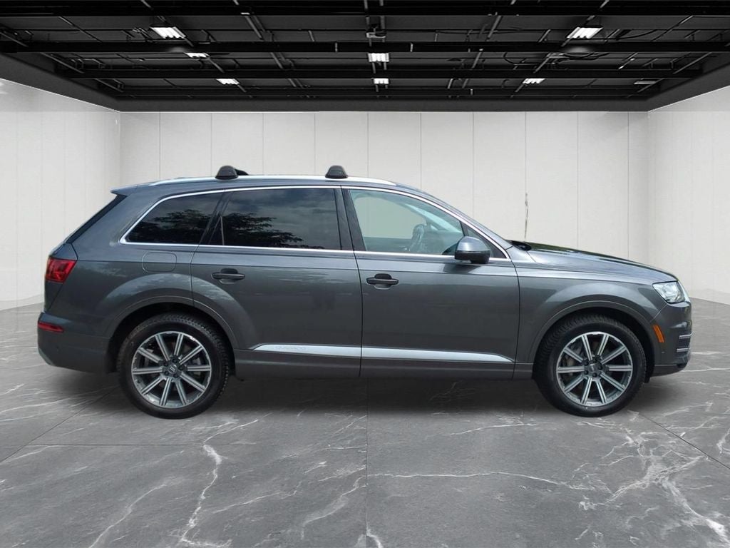 2019 Audi Q7 55 Premium Plus quattro