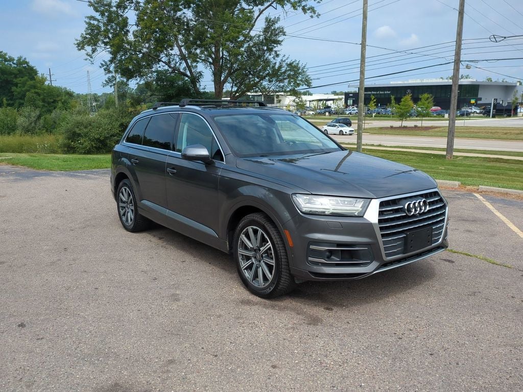 2019 Audi Q7 55 Premium Plus quattro