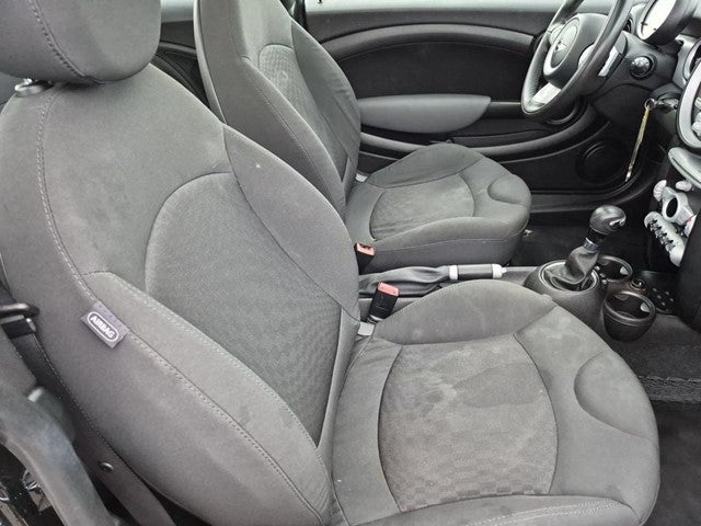 2009 MINI Cooper Base
