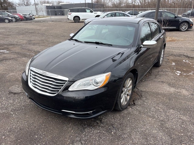 2013 Chrysler 200 Limited