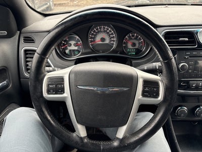 2013 Chrysler 200 Limited