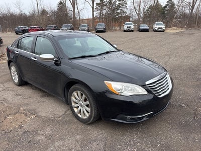 2013 Chrysler 200 Limited