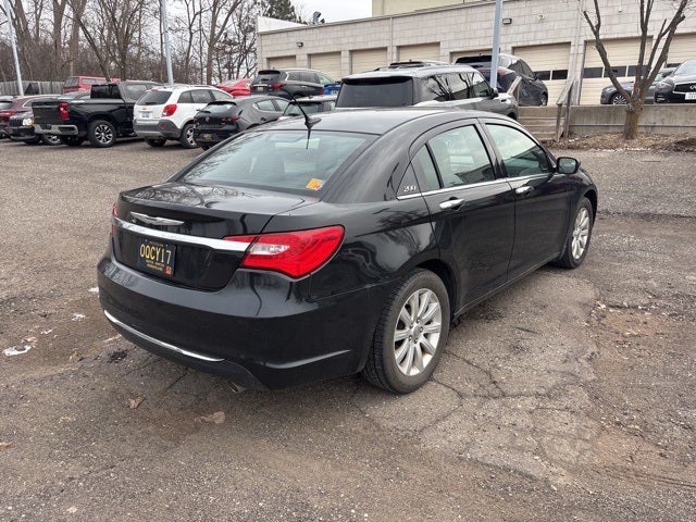 2013 Chrysler 200 Limited