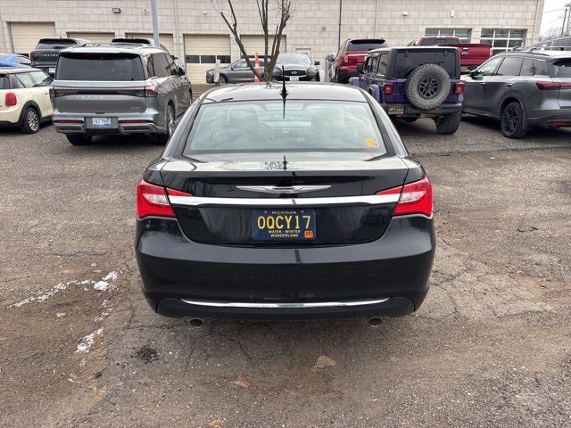 2013 Chrysler 200 Limited