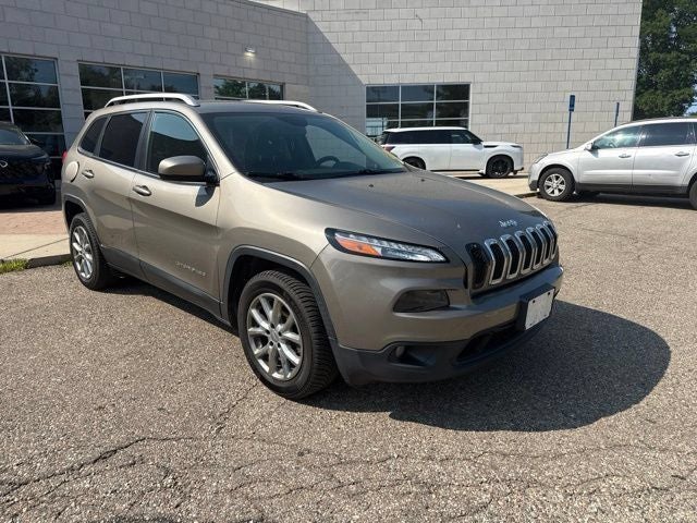 Used 2017 Jeep Cherokee Latitude with VIN 1C4PJLCB4HW571932 for sale in Novi, MI