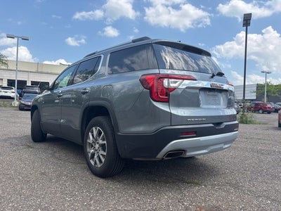 2022 GMC Acadia SLT
