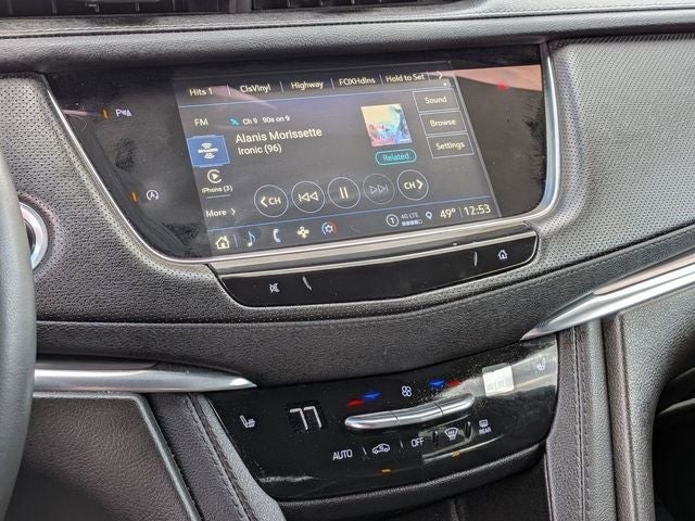 2024 Cadillac XT5 Luxury