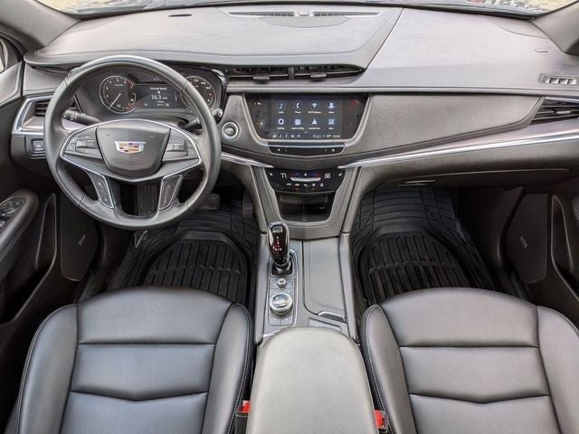 2024 Cadillac XT5 Luxury