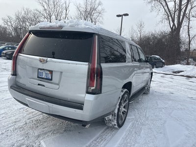 2016 Cadillac Escalade ESV Luxury