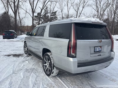 2016 Cadillac Escalade ESV Luxury