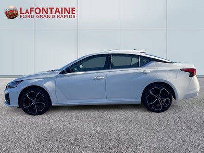 2025 Nissan Altima 2.5 SR