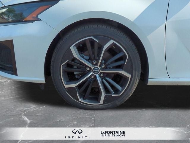 2025 Nissan Altima SR - Photo 59
